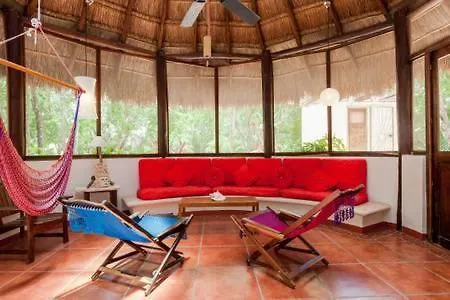 Lodge Pueblito Selva Chemuyil Villa Mexico
