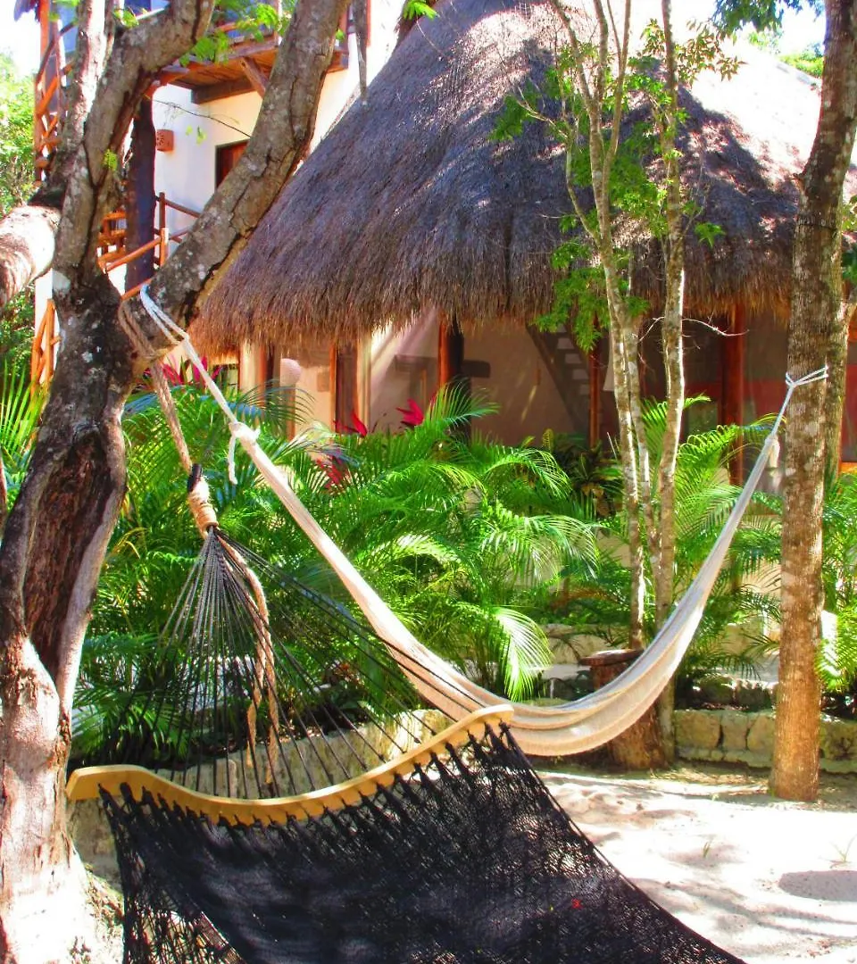 Lodge Pueblito Selva Chemuyil Villa Mexico